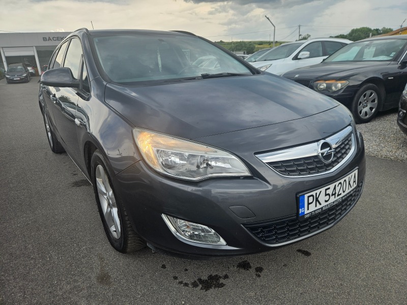 Opel Astra 1, 7CDTI, снимка 2 - Автомобили и джипове - 46373699