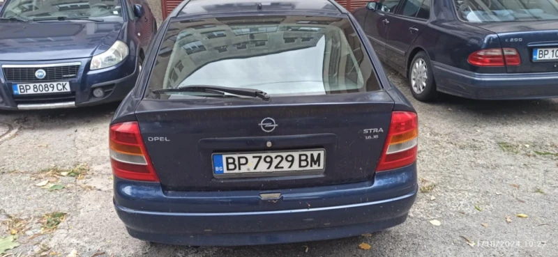 Opel Astra, снимка 2 - Автомобили и джипове - 47545531