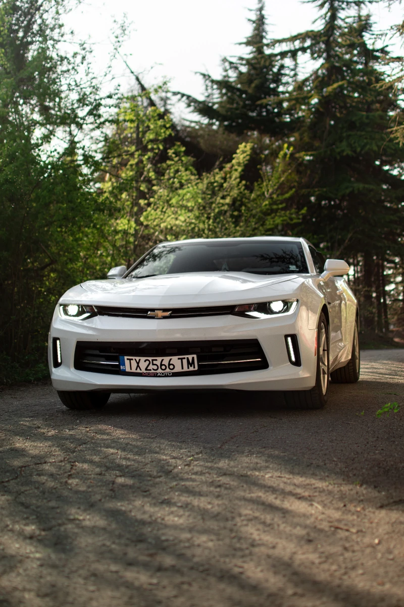 Chevrolet Camaro LT1, снимка 1 - Автомобили и джипове - 47989610