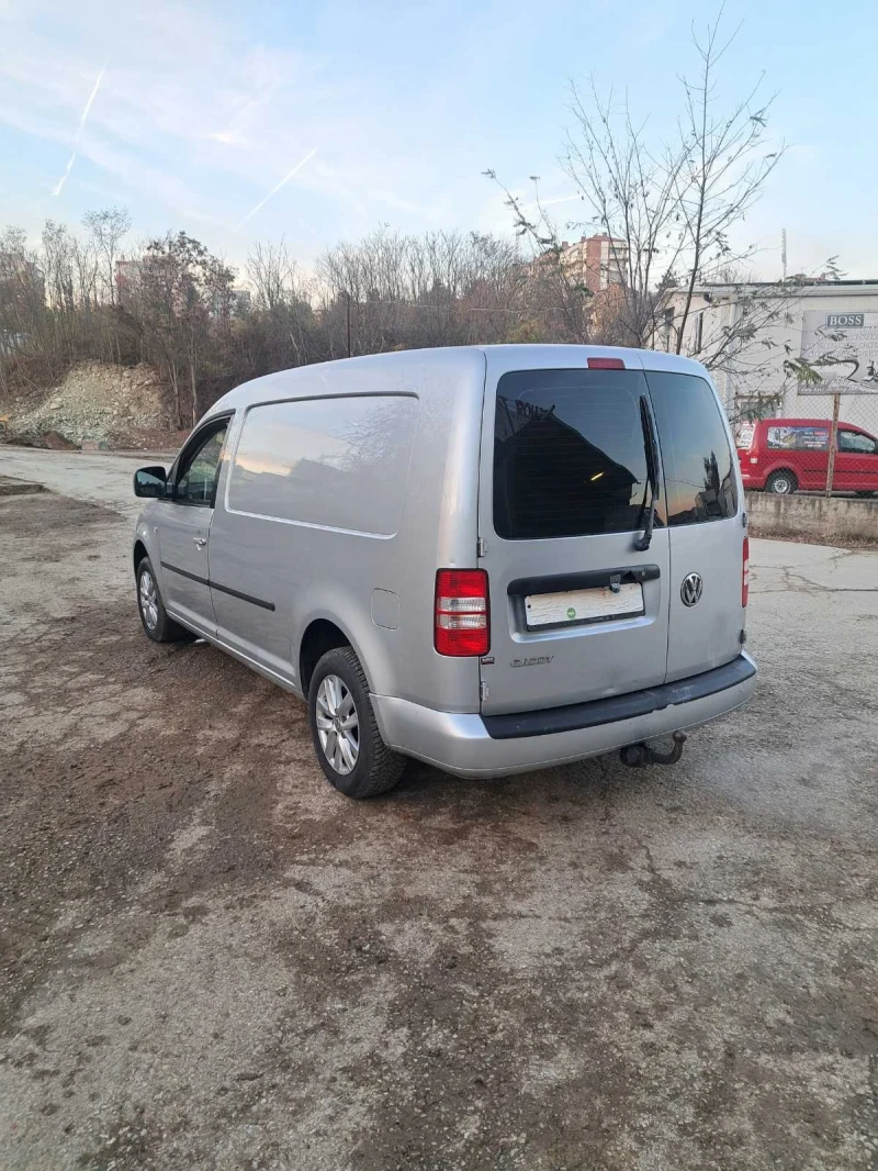 VW Caddy MAXI, снимка 9 - Автомобили и джипове - 48075906