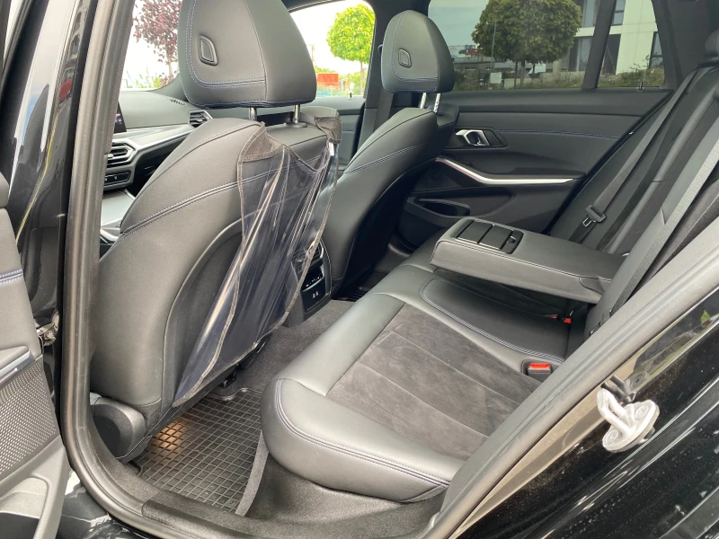 BMW 330 ЛИЗИНГ 330xDrive touring M-sport Panorama Head Up, снимка 15 - Автомобили и джипове - 51076640