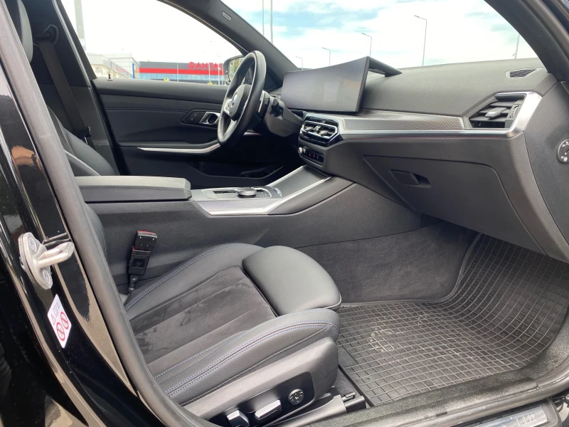 BMW 330 ЛИЗИНГ 330xDrive touring M-sport Panorama Head Up, снимка 11 - Автомобили и джипове - 51076640