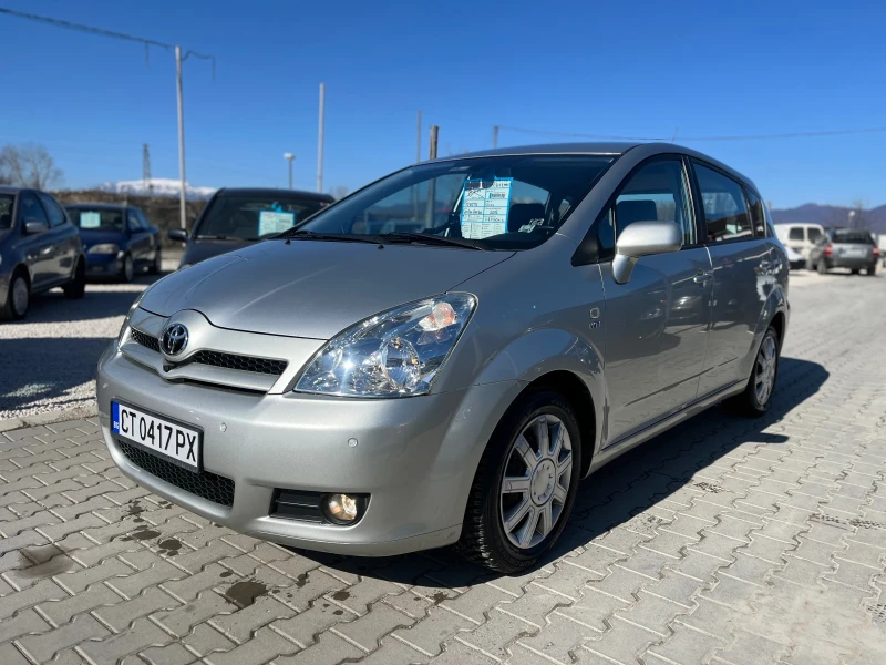 Toyota Corolla verso LPG* Автоматик* 7места* Клима* Нави* Топ* , снимка 1 - Автомобили и джипове - 49134551