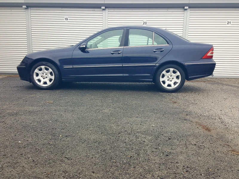 Mercedes-Benz C 220 Face, снимка 8 - Автомобили и джипове - 49547781