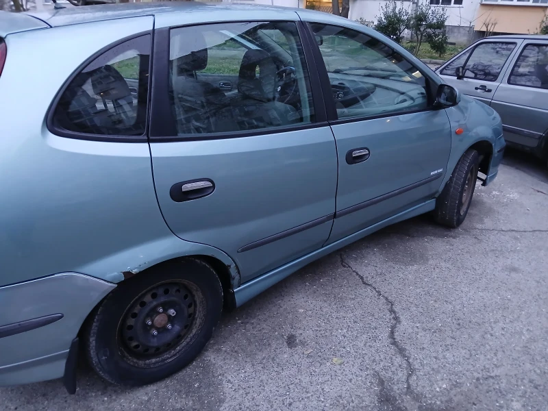 Nissan Almera tino, снимка 1 - Автомобили и джипове - 49454633