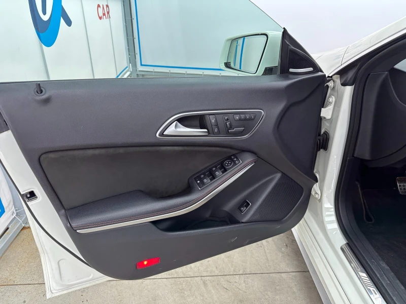 Mercedes-Benz CLA 45 AMG AMG CLA 45 4MATIC Coupe, снимка 14 - Автомобили и джипове - 51906158