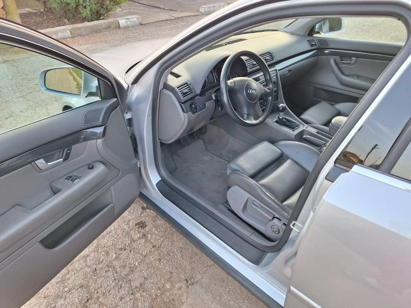 Audi A4 1.8T, снимка 12 - Автомобили и джипове - 49497020