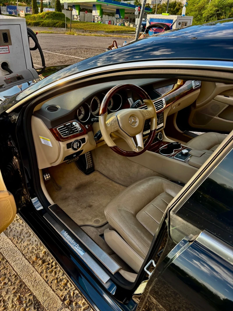Mercedes-Benz CLS 550, снимка 9 - Автомобили и джипове - 52773258