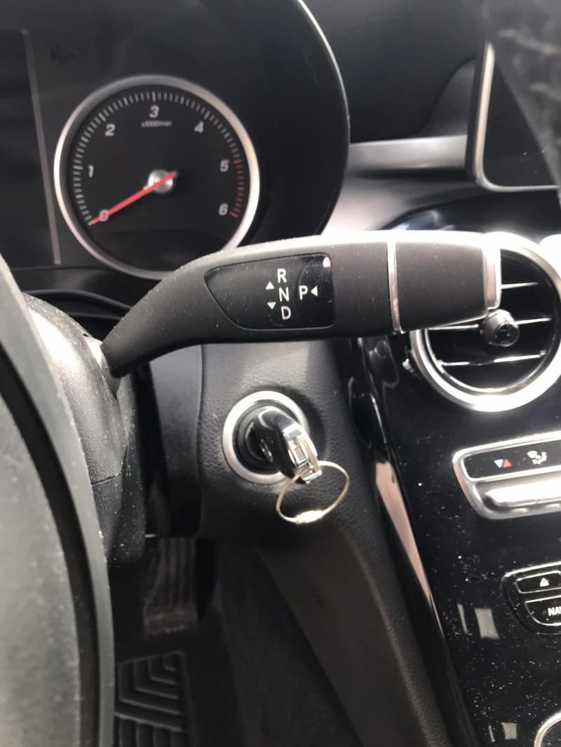 Mercedes-Benz C 200, снимка 17 - Автомобили и джипове - 52402175