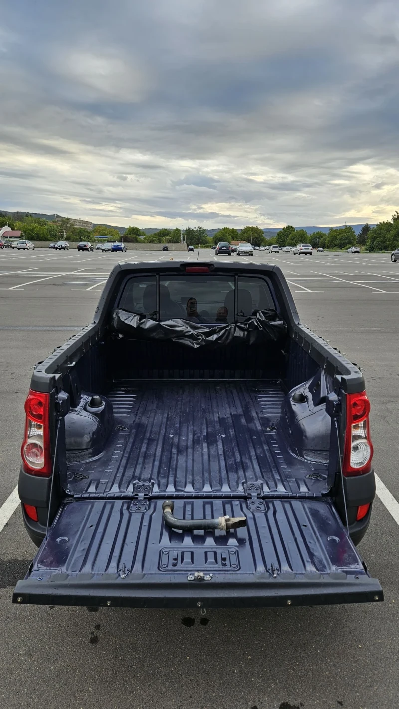 Dacia Pickup 1.6 MPI / КЛИМАТИК , снимка 7 - Автомобили и джипове - 52605176