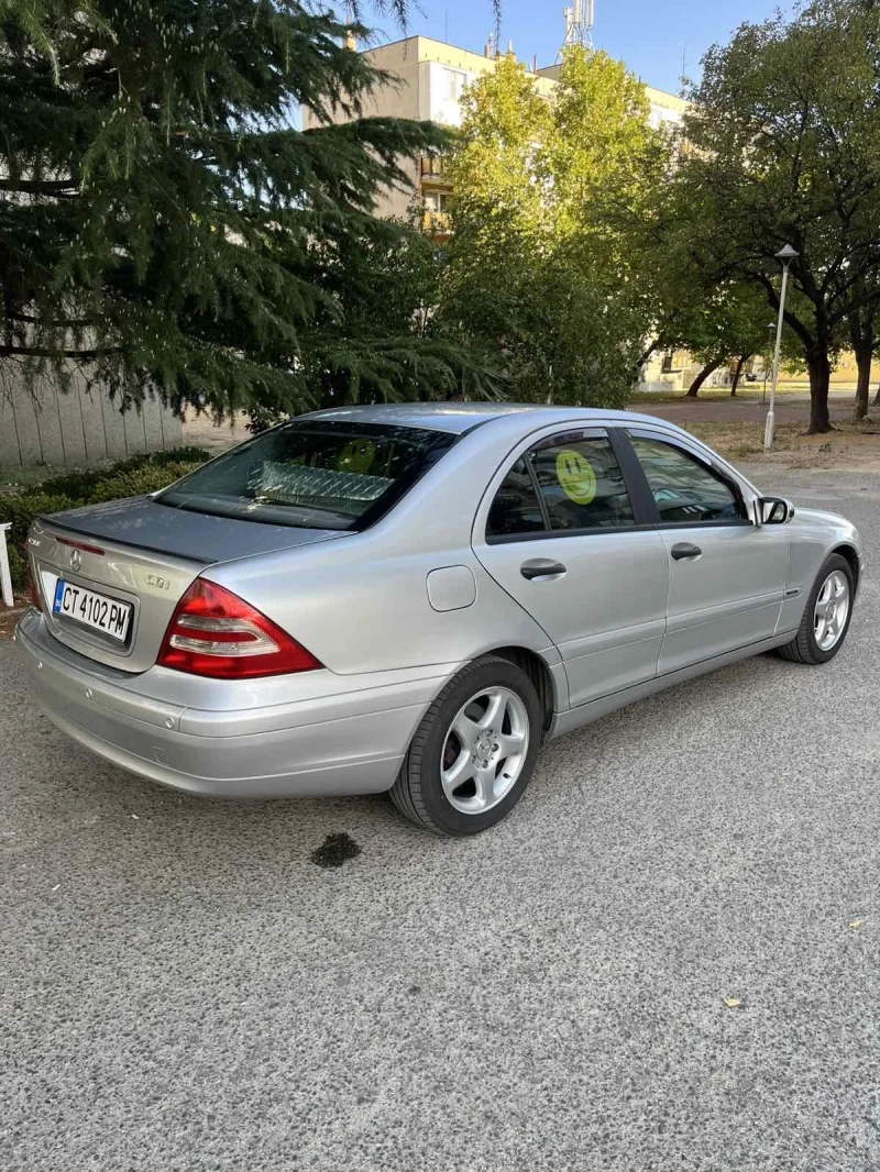 Mercedes-Benz C 200 2.2, снимка 4 - Автомобили и джипове - 52314105