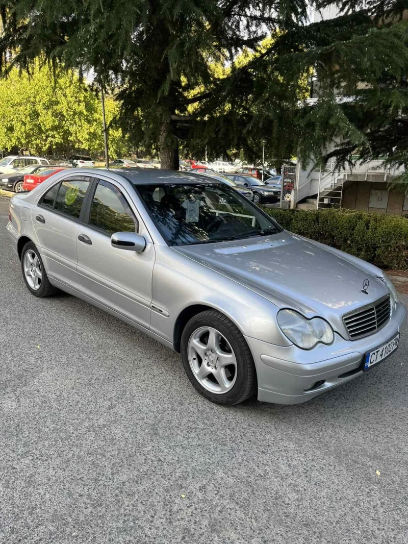 Mercedes-Benz C 200 2.2, снимка 3 - Автомобили и джипове - 52314105