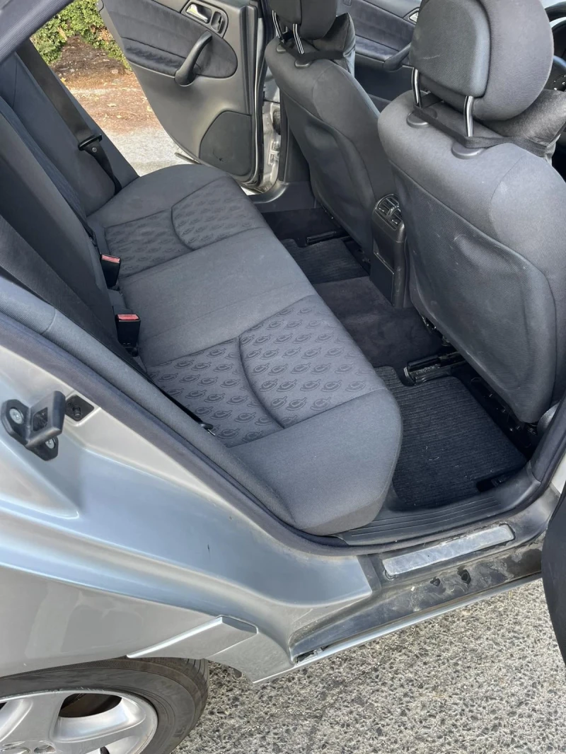 Mercedes-Benz C 200 2.2, снимка 10 - Автомобили и джипове - 52314105