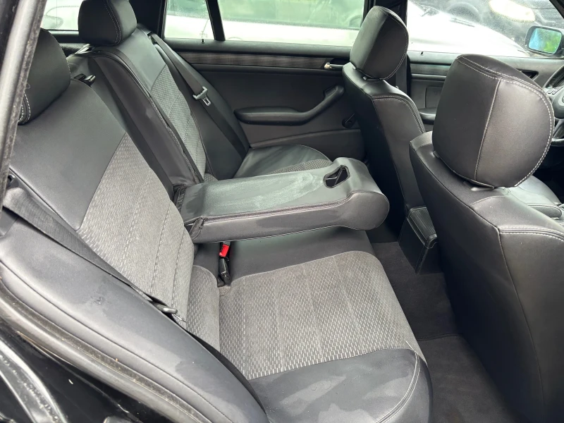 BMW 320, снимка 9 - Автомобили и джипове - 52300843