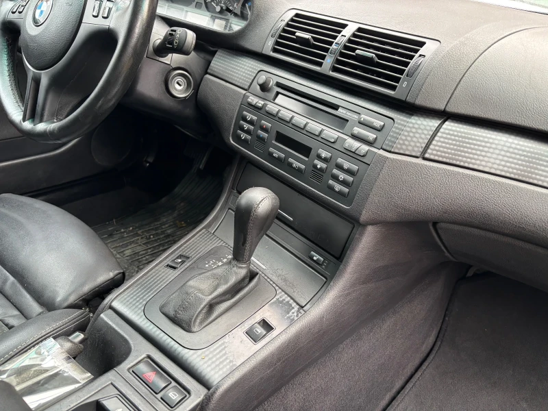 BMW 320, снимка 11 - Автомобили и джипове - 52300843