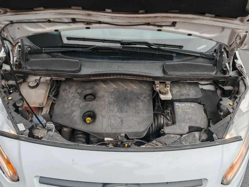 Ford Connect, снимка 16 - Автомобили и джипове - 52503101