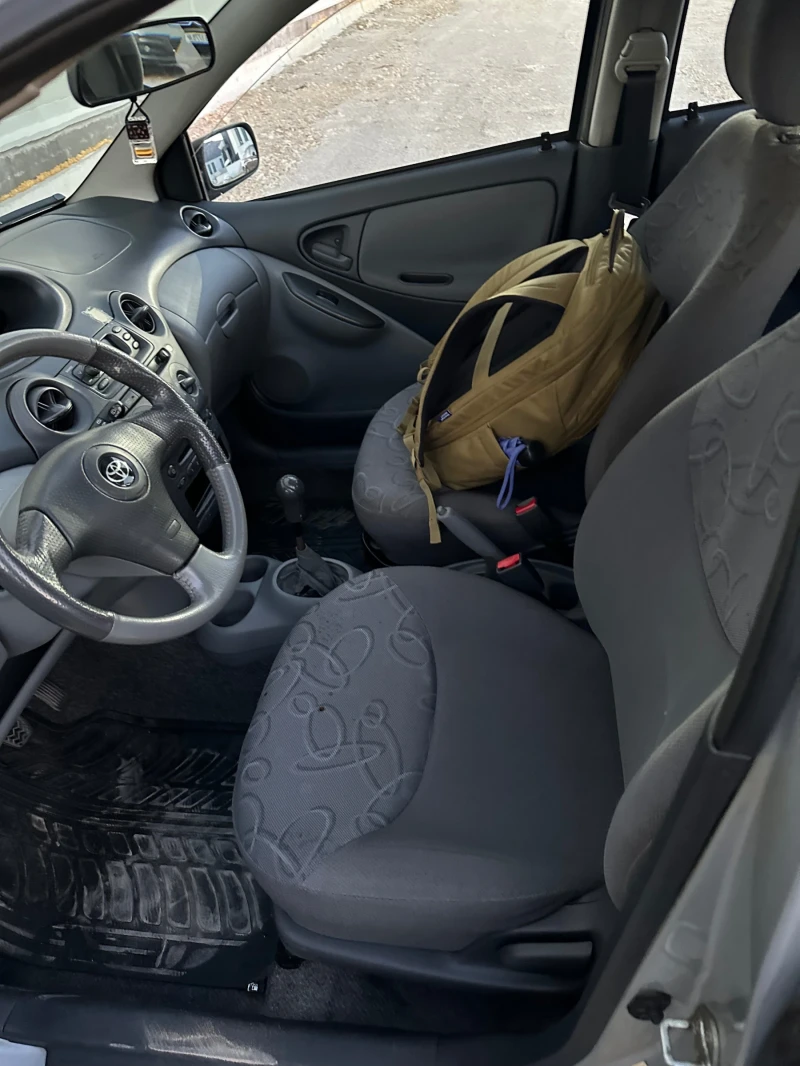 Toyota Yaris, снимка 5 - Автомобили и джипове - 52613716