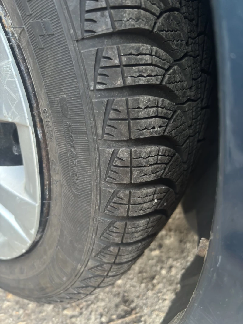 Toyota Auris, снимка 10 - Автомобили и джипове - 52757491