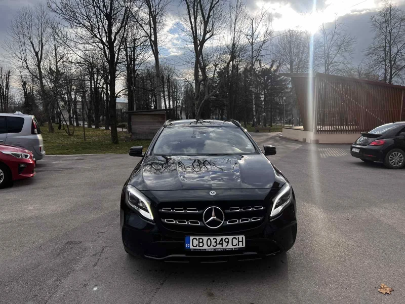 Mercedes-Benz GLA 180, снимка 2 - Автомобили и джипове - 53499927