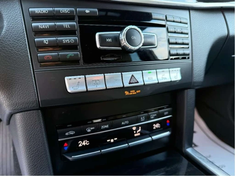 Mercedes-Benz E 250 * E250 BlueTEC 4MATIC AWD Diesel| Loaded| Certifie, снимка 15 - Автомобили и джипове - 53528957