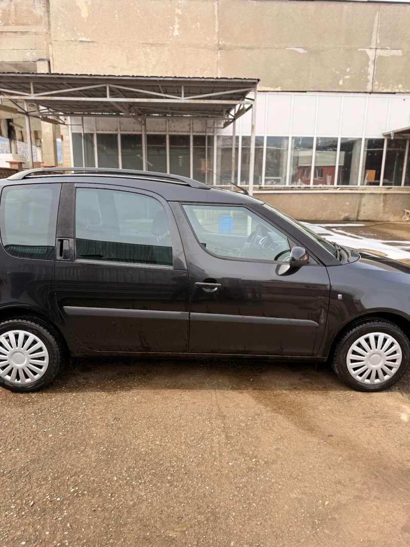 Skoda Roomster 1.6i/115к км./Климатроник/Подгрев/, снимка 8 - Автомобили и джипове - 53595506
