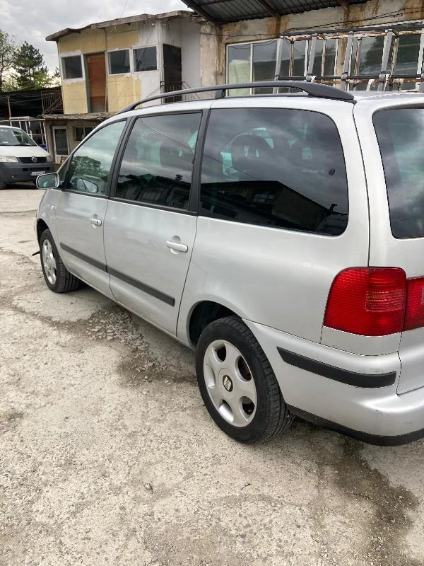 Seat Alhambra 1.9 TDI, снимка 5 - Автомобили и джипове - 36647152