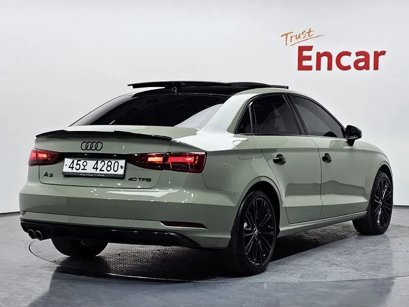 Audi A3 2.0 TFSI, снимка 2 - Автомобили и джипове - 54139556