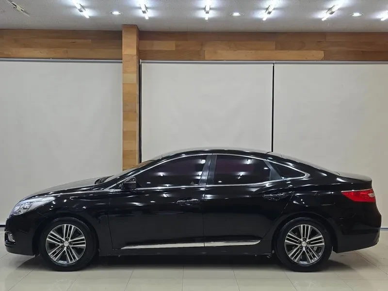 Hyundai Grandeur 2.4, снимка 5 - Автомобили и джипове - 54625788