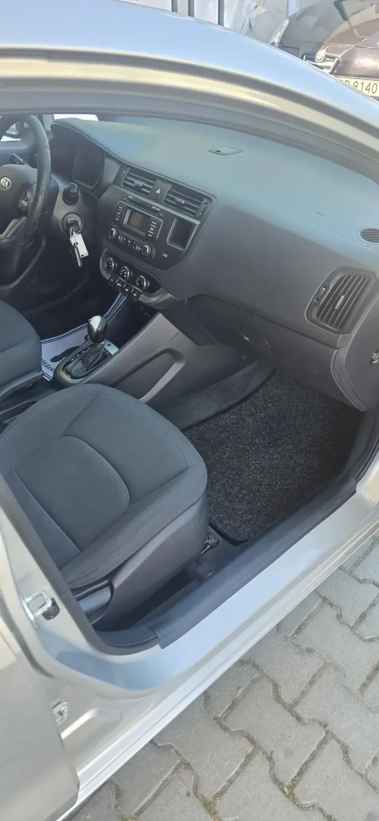 Kia Rio, снимка 11 - Автомобили и джипове - 54913703