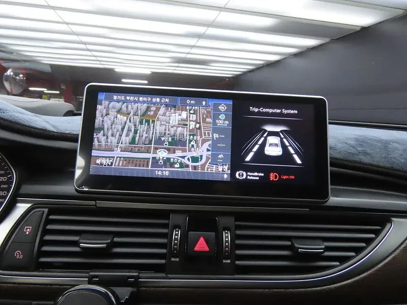 Audi A6 2.0 TDI, снимка 14 - Автомобили и джипове - 55056586