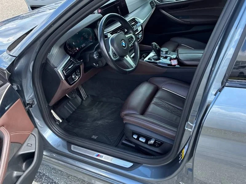 BMW 530 * xDrive * М ПАКЕТ * CARFAX * ЛИЦЕНЗИРАН ДИЛЪР, снимка 9 - Автомобили и джипове - 55658781