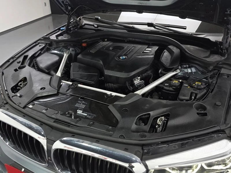 BMW 530 530i M Sport Package Plus| 248к.с., снимка 6 - Автомобили и джипове - 55989074