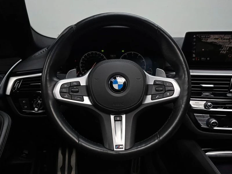 BMW 530 530i M Sport Package Plus| 248к.с., снимка 14 - Автомобили и джипове - 55989074