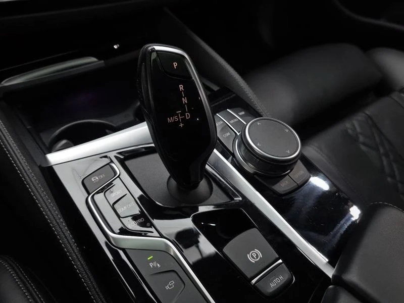 BMW 530 530i M Sport Package Plus| 248к.с., снимка 9 - Автомобили и джипове - 55989074