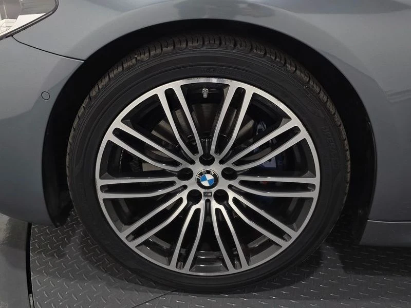 BMW 530 530i M Sport Package Plus| 248к.с., снимка 5 - Автомобили и джипове - 55989074