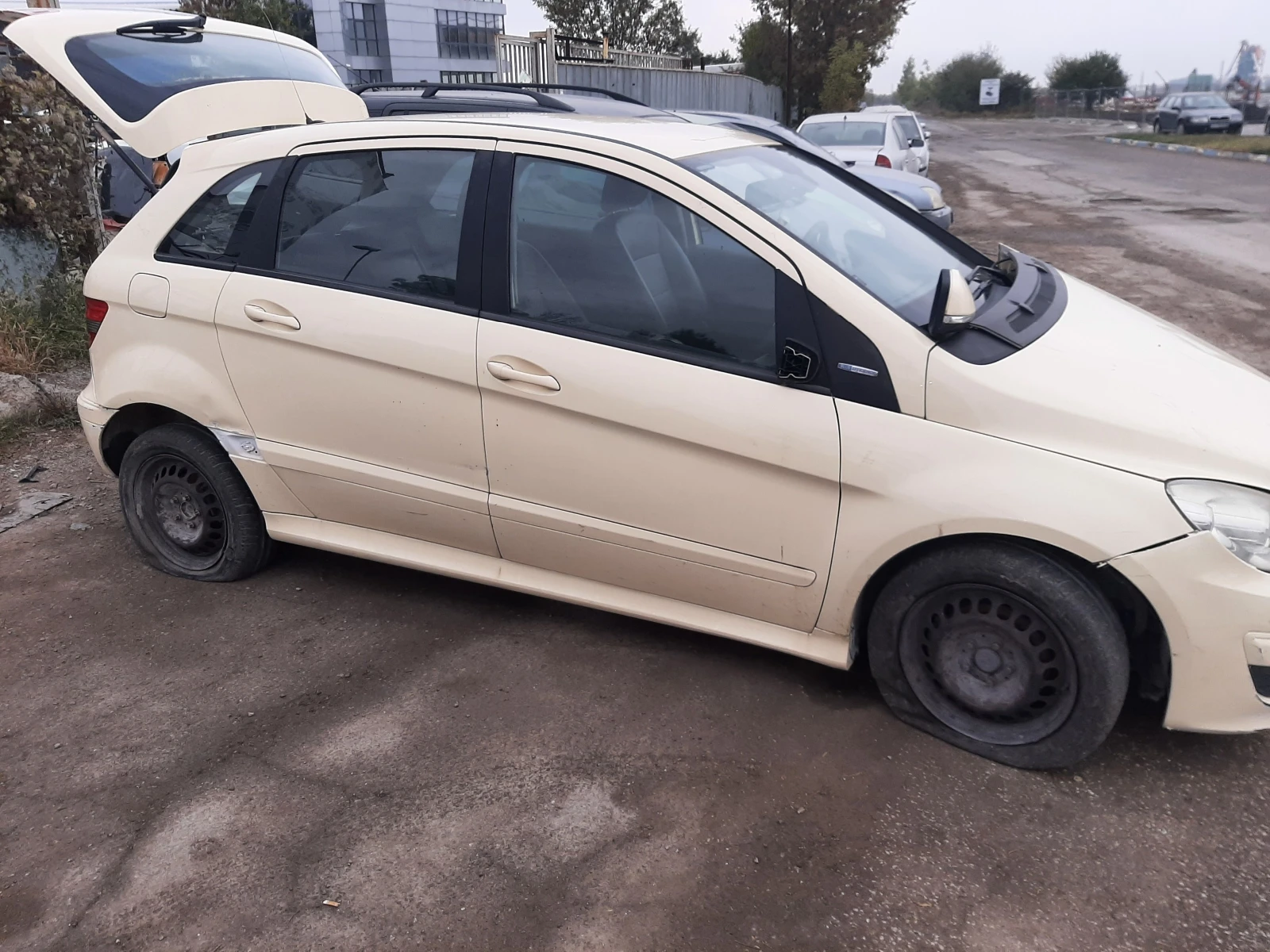 Mercedes-Benz B 200 2.0I tip 266960 B/MET - изображение 3