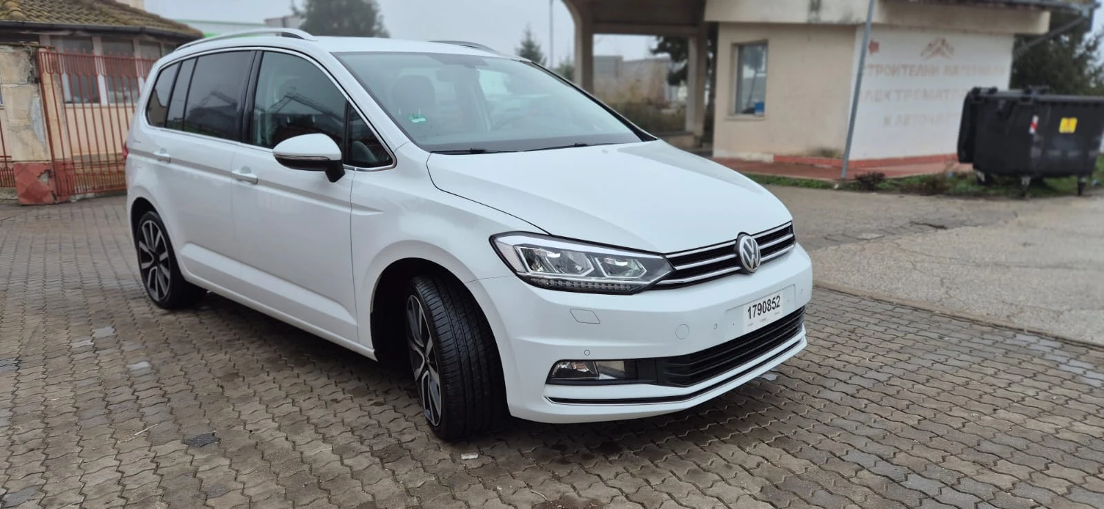 VW Touran 2.0 TDi DSG6 190PS - изображение 2