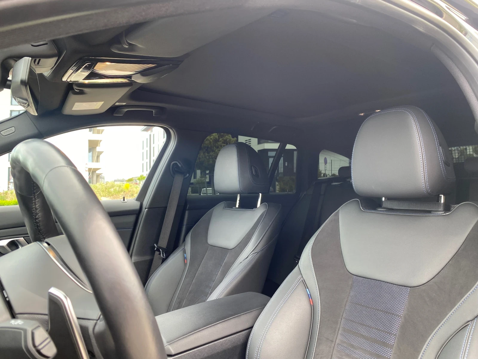 BMW 330  330xDrive touring M-sport Panorama Head Up | Mobile.bg   13
