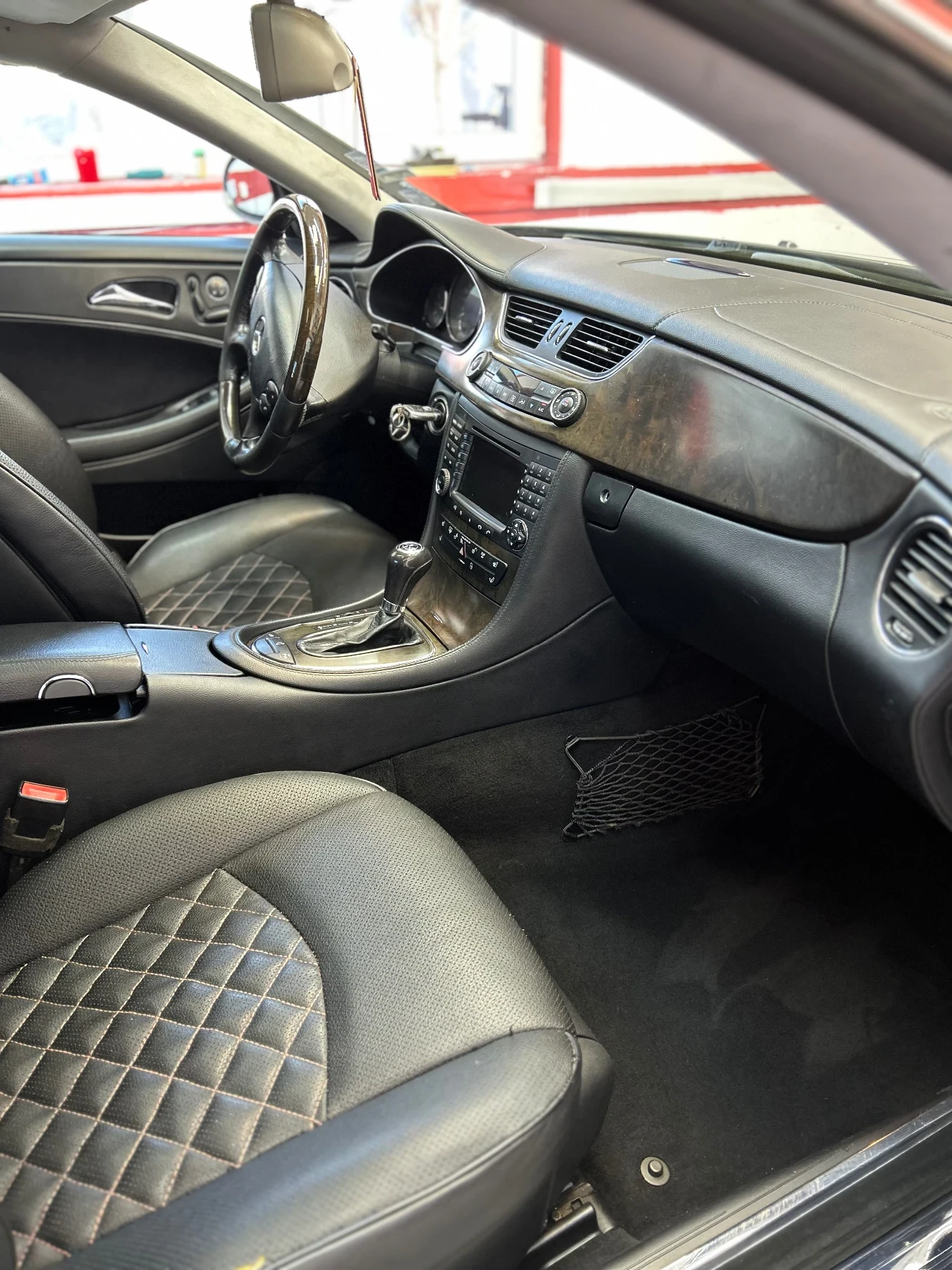 Mercedes-Benz CLS 320 cls edition  - изображение 8