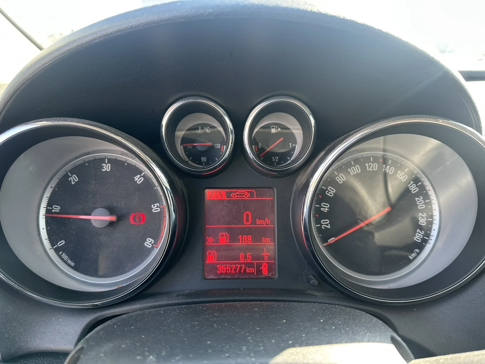 Opel Astra 1.7 CDTI, снимка 10 - Автомобили и джипове - 53502347