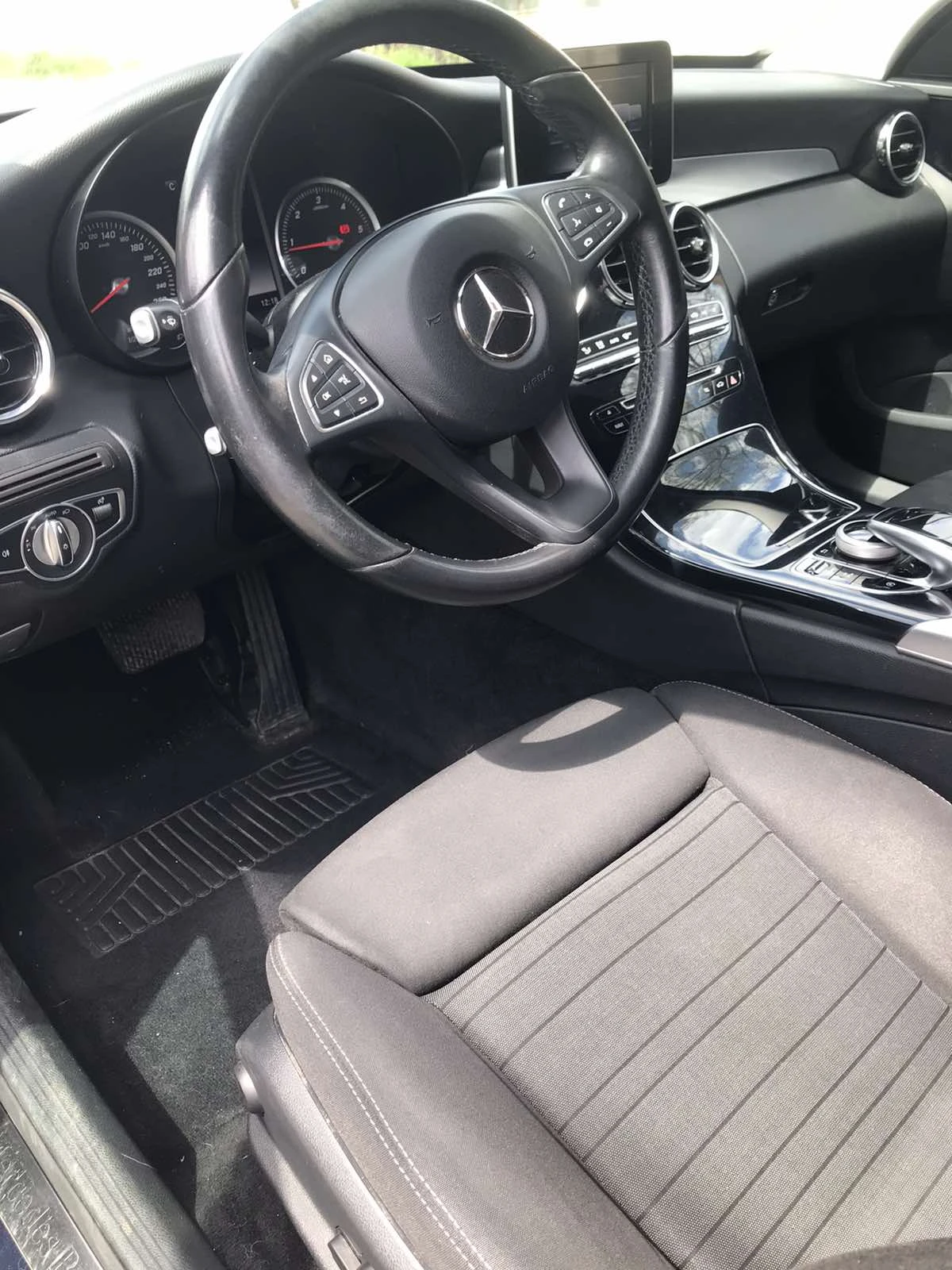Mercedes-Benz C 200  - изображение 6