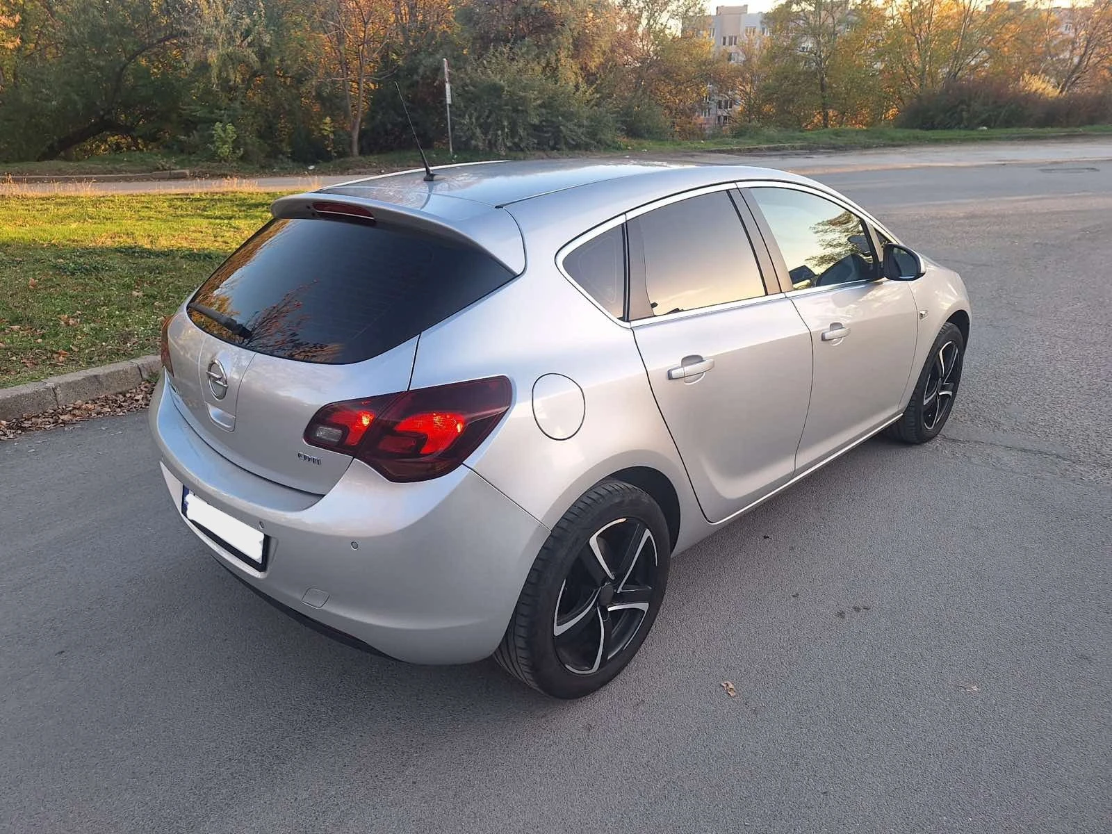 Opel Astra 2.0 CDTI 6��. 165��. | Mobile.bg � ����������� 4