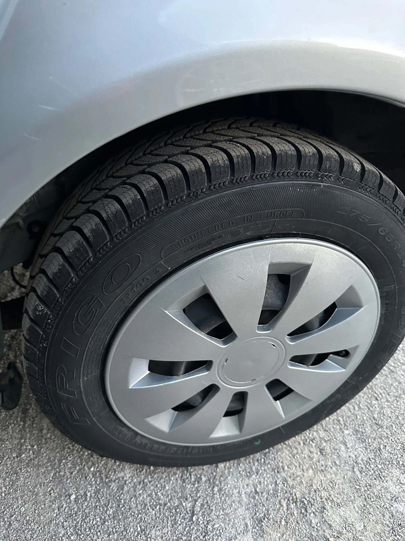 Toyota Yaris  - изображение 2