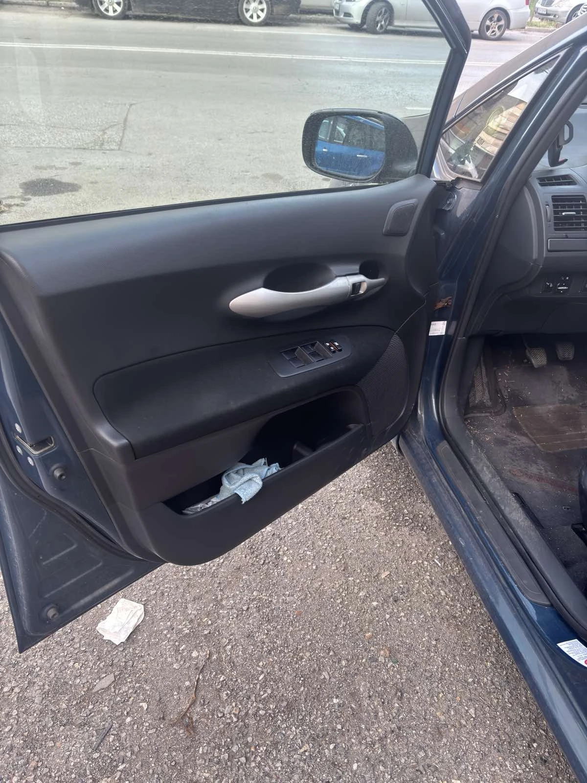 Toyota Auris  - изображение 8