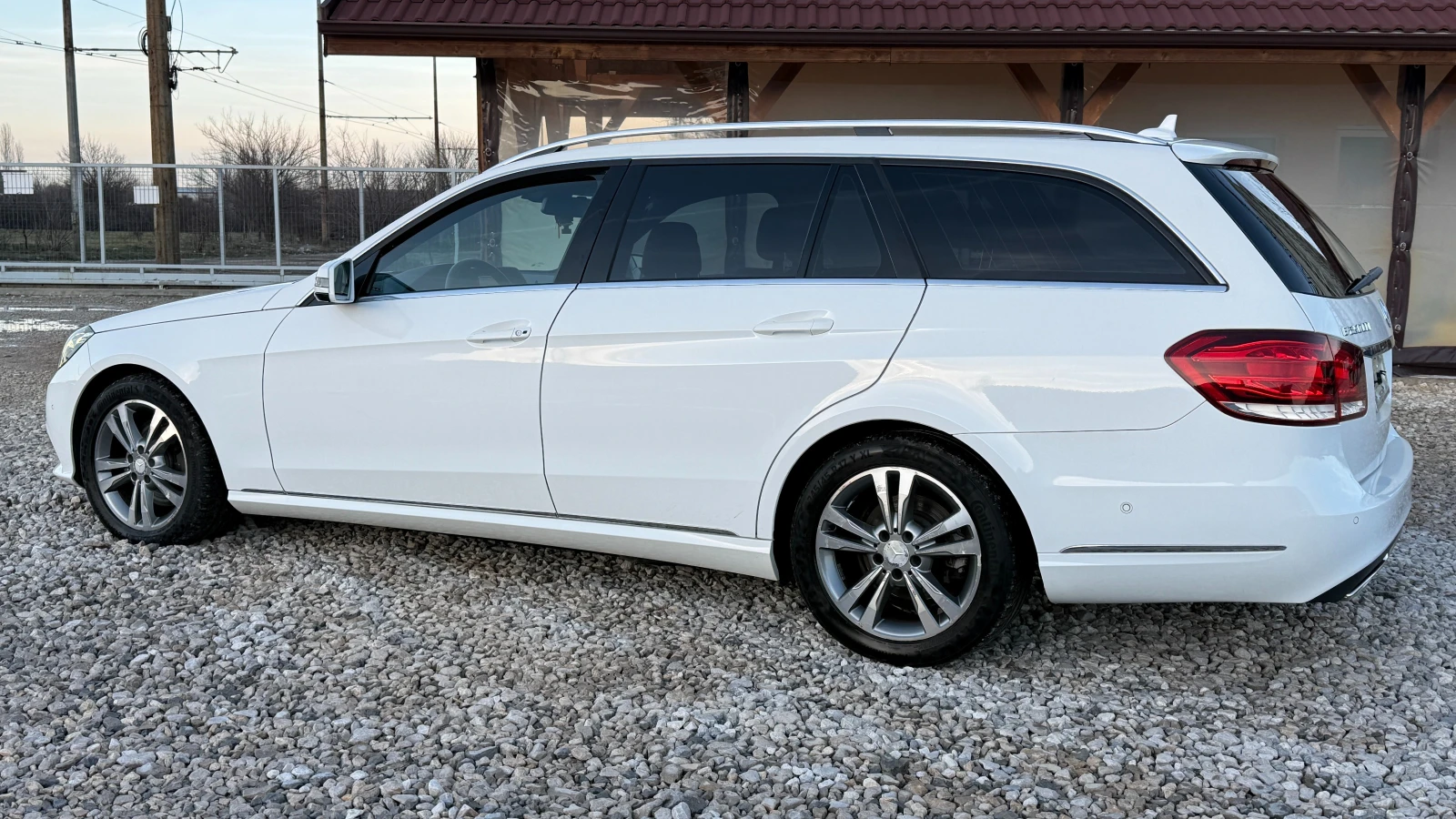 Mercedes-Benz E 250 E250CDI/4MATIC/LED/NAVI/КАМЕРА/ПОДГРЕВ/ИТАЛИЯ - изображение 6