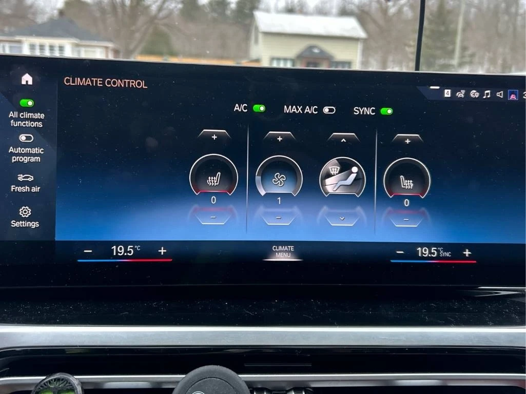 BMW 330 i xDrive 2023 * CARFAX * ��� ������������ ������ | Mobile.bg � ����������� 14