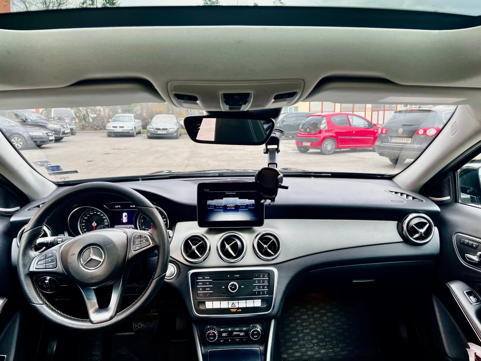 Mercedes-Benz GLA 200  - изображение 7