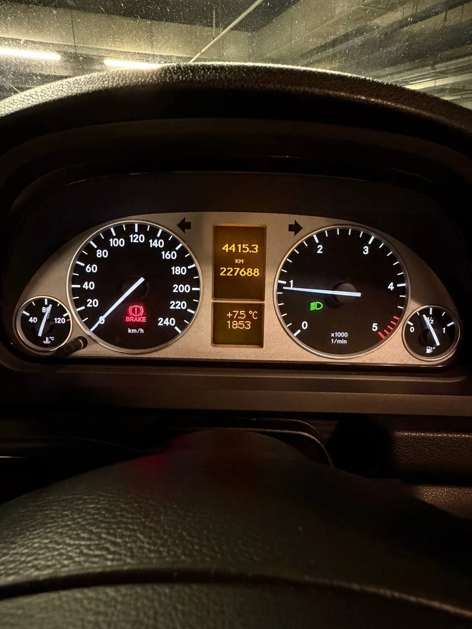 Mercedes-Benz B 180, снимка 11 - Автомобили и джипове - 53959704