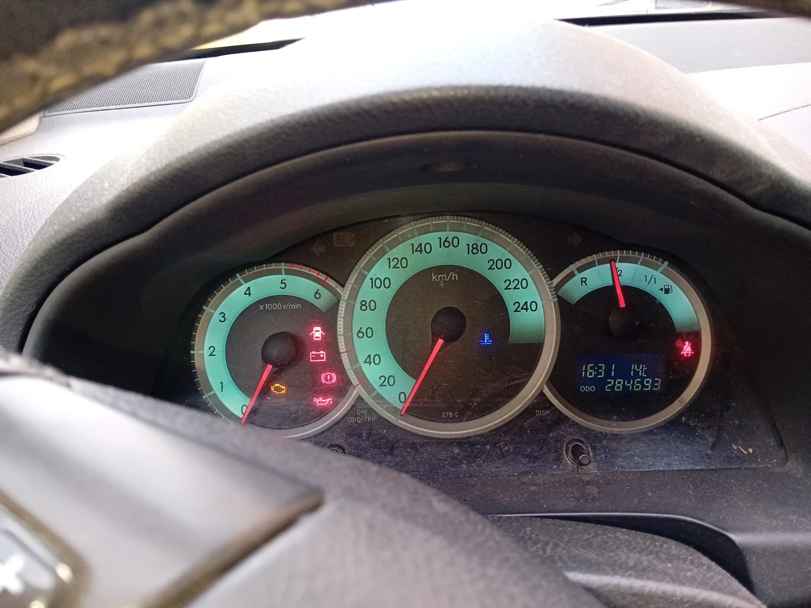 Toyota Corolla verso, снимка 2 - Автомобили и джипове - 54242697