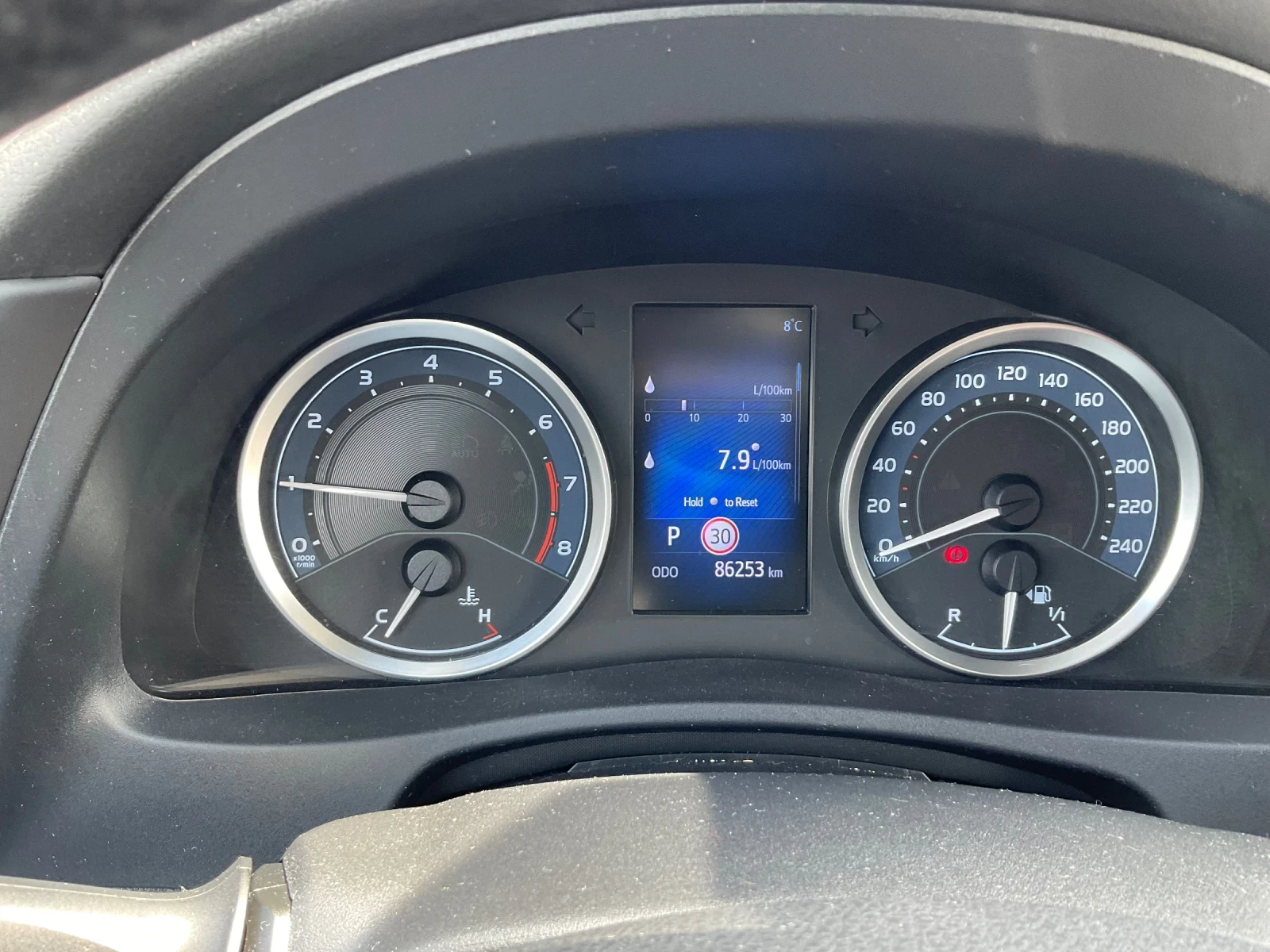 Toyota Corolla, снимка 8 - Автомобили и джипове - 54413995